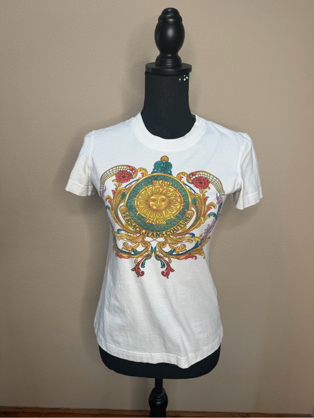 Versace White Short Sleeve Sun Medallion Tee Versace Jeans Couture Sz S